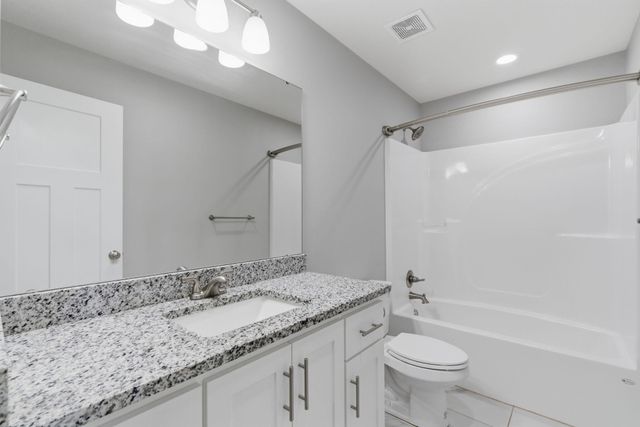 1233 S Antietam Road, Republic, MO 65738
