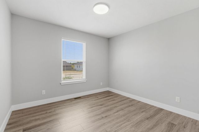 1233 S Antietam Road, Republic, MO 65738