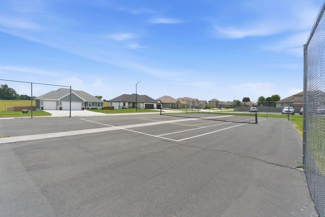 1233 S Antietam Road, Republic, MO 65738
