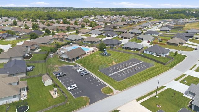 1233 S Antietam Road, Republic, MO 65738