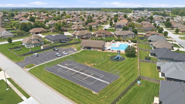 1233 S Antietam Road, Republic, MO 65738