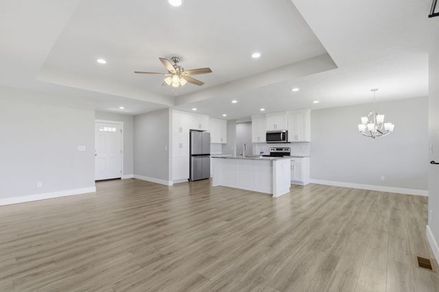 1233 S Antietam Road, Republic, MO 65738