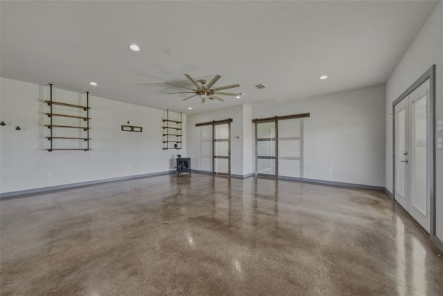 899 Bennett Road, Millsap, TX 76066