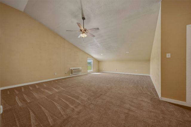 899 Bennett Road, Millsap, TX 76066