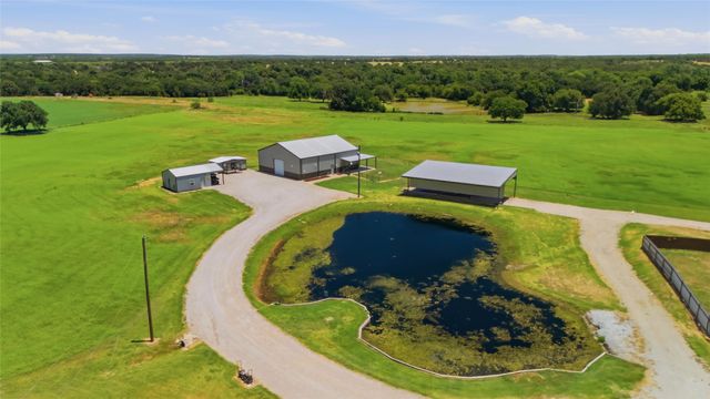 899 Bennett Road, Millsap, TX 76066