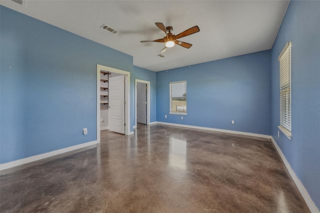 899 Bennett Road, Millsap, TX 76066