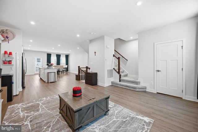 42532 TIBER FALLS SQ, Sterling, VA 20166
