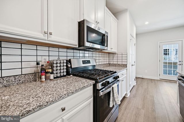 42532 TIBER FALLS SQ, Sterling, VA 20166