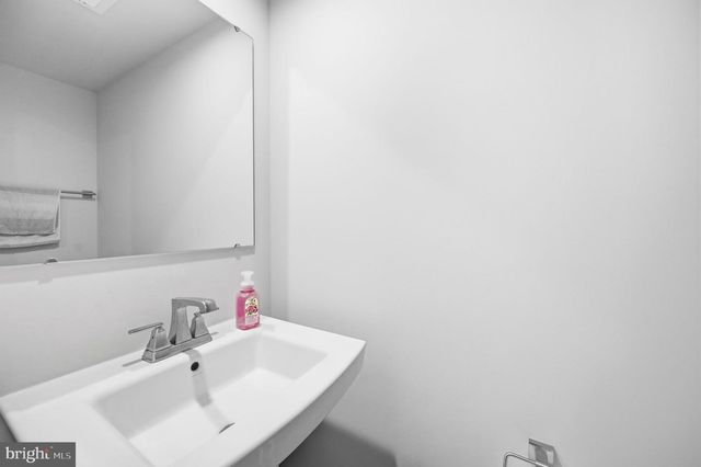 42532 TIBER FALLS SQ, Sterling, VA 20166
