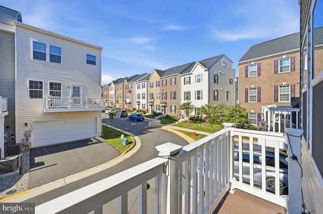 42532 TIBER FALLS SQ, Sterling, VA 20166