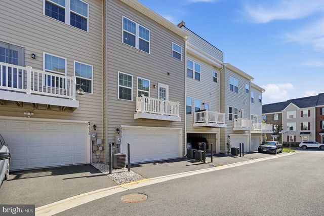42532 TIBER FALLS SQ, Sterling, VA 20166