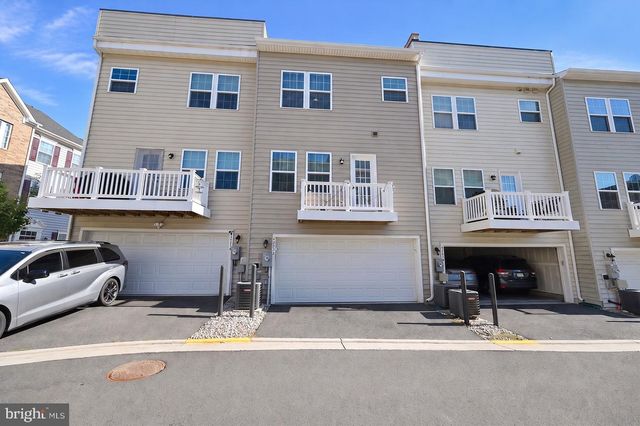 42532 TIBER FALLS SQ, Sterling, VA 20166