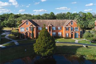 9260 LAKE CHASE ISLAND WAY, Tampa, FL 33626