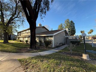 2061 W Redlands 21E, Redlands, CA 92373