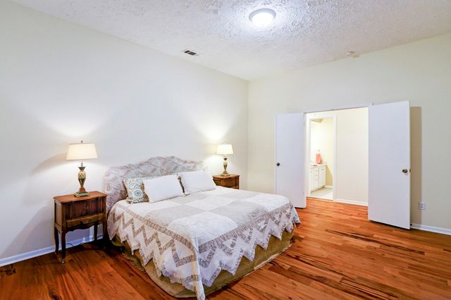 14223 Woodnook Drive, Houston, TX 77077