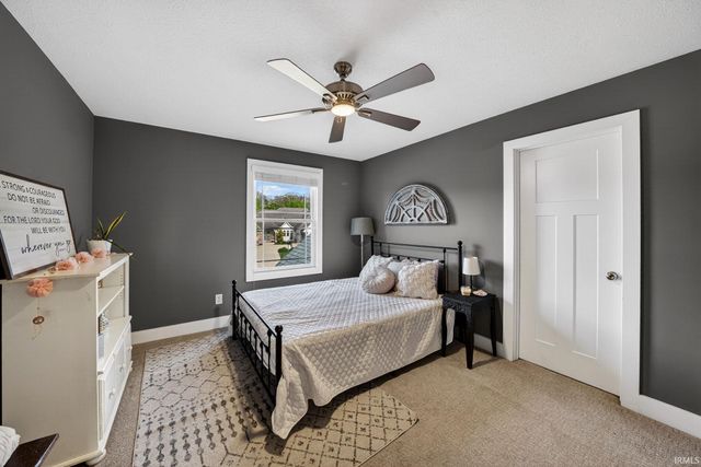 51181 Kerry Glen Drive, South Bend, IN 46637