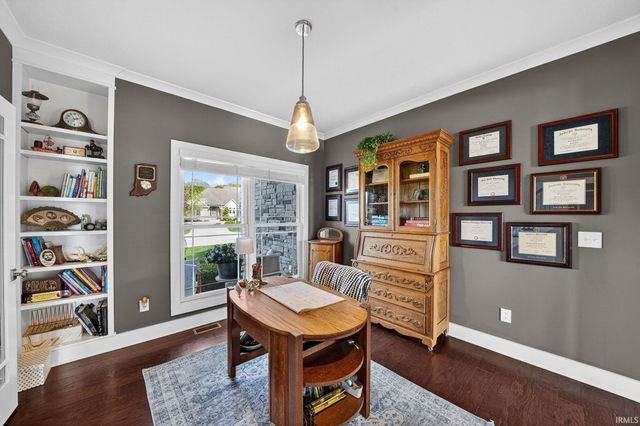 51181 Kerry Glen Drive, South Bend, IN 46637