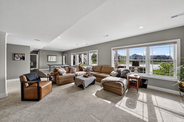 51181 Kerry Glen Drive, South Bend, IN 46637