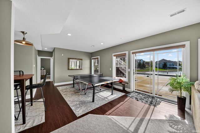 51181 Kerry Glen Drive, South Bend, IN 46637