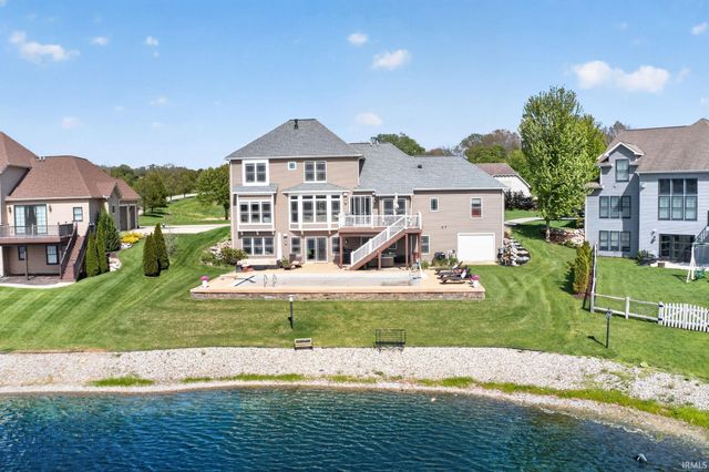 51181 Kerry Glen Drive, South Bend, IN 46637