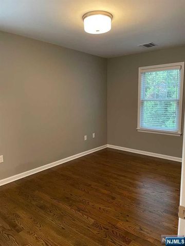 617 Robert Street, Ridgewood, NJ 07450