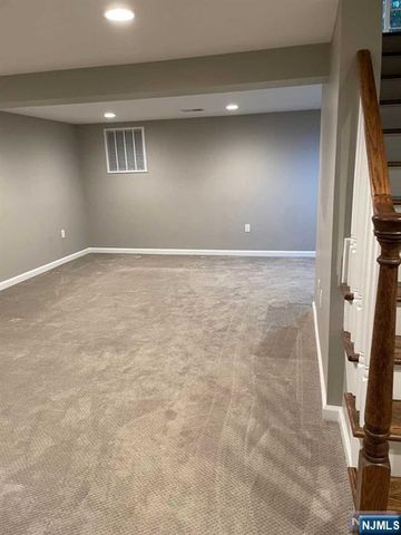 617 Robert Street, Ridgewood, NJ 07450