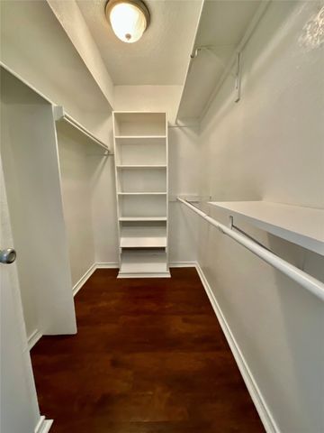 3611 W Northgate Drive 220, Irving, TX 75062