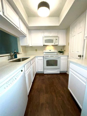 3611 W Northgate Drive 220, Irving, TX 75062