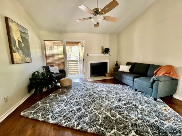 3611 W Northgate Drive 220, Irving, TX 75062