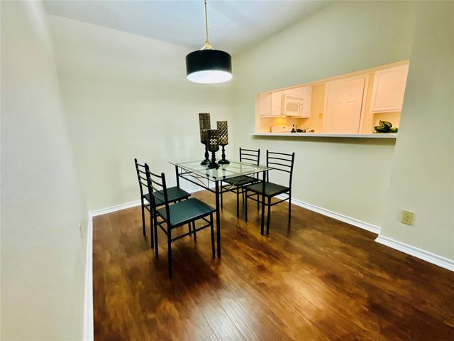 3611 W Northgate Drive 220, Irving, TX 75062
