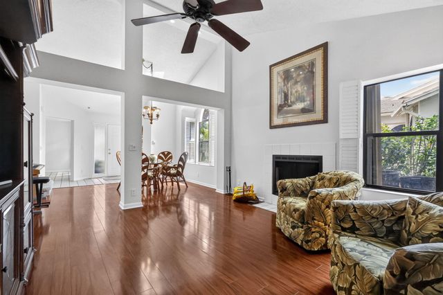 10940 Stafford Circle S, Boynton Beach, FL 33436