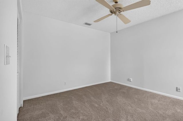 10940 Stafford Circle S, Boynton Beach, FL 33436