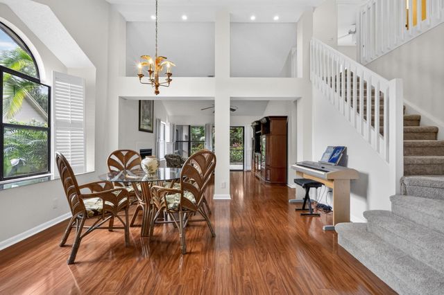 10940 Stafford Circle S, Boynton Beach, FL 33436