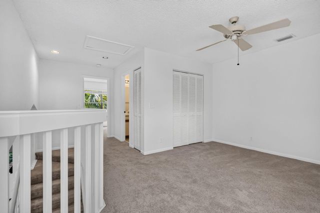 10940 Stafford Circle S, Boynton Beach, FL 33436