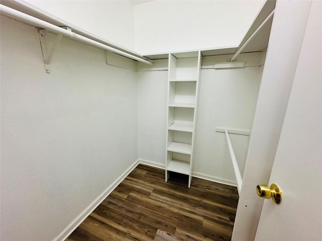17618 Heritage Bay Drive, Webster, TX 77598