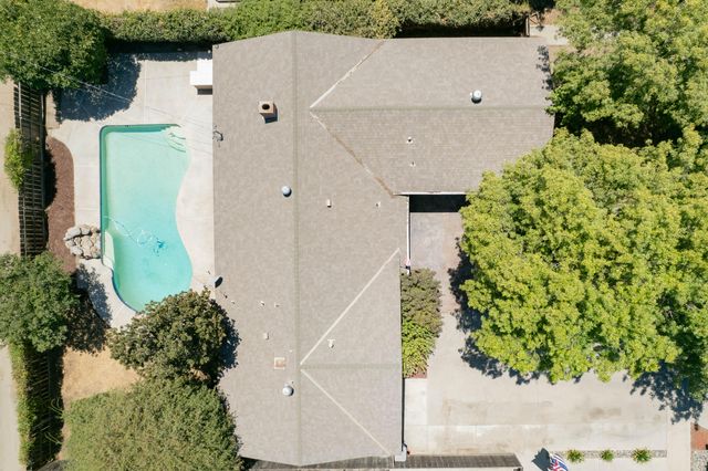 800 N Terrace Park Street, Tulare, CA 93274