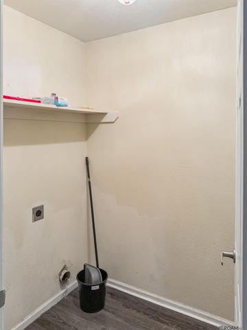 1128 S Sky Ave, Gonzales, LA 70737