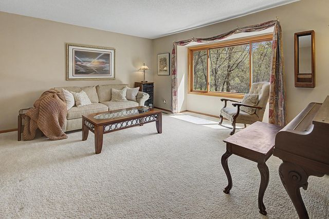 13027 Vernon Avenue, Savage, MN 55378