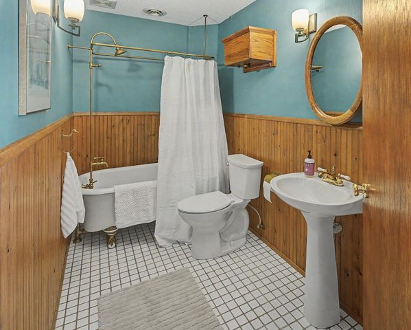 13027 Vernon Avenue, Savage, MN 55378