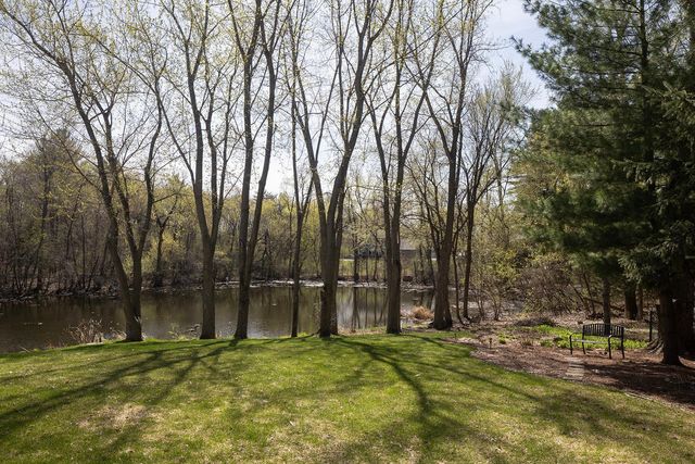 13027 Vernon Avenue, Savage, MN 55378