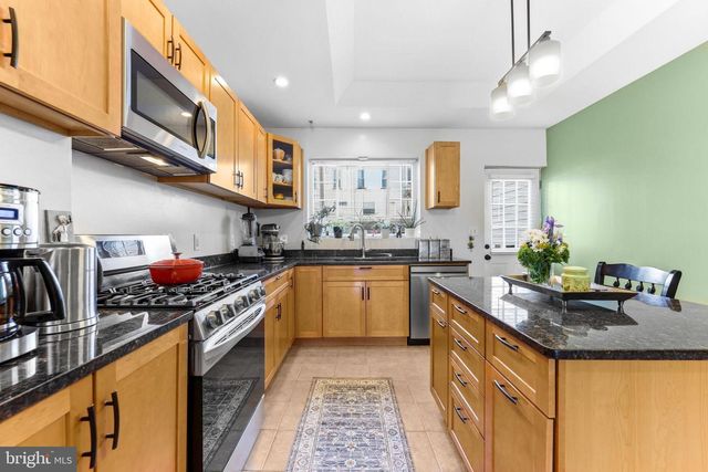 247 S EAST AVE, Baltimore, MD 21224