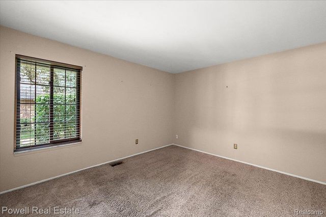 1938 Allenway Court, Rochester Hills, MI 48309