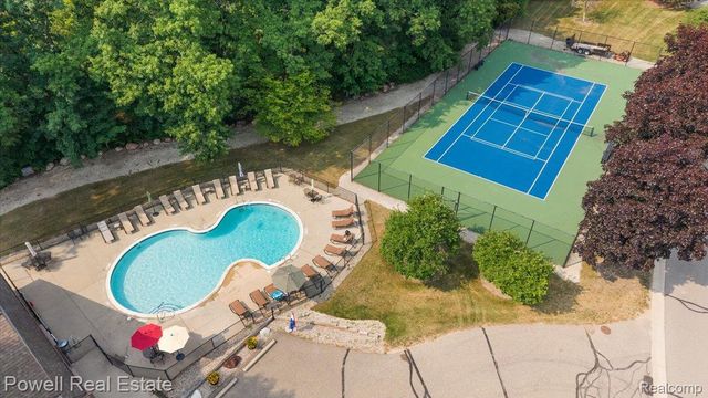 1938 Allenway Court, Rochester Hills, MI 48309