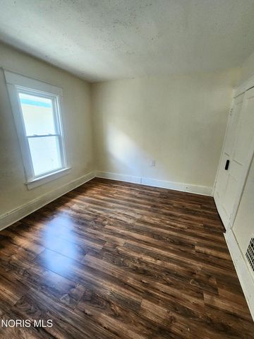3231 Kimball Avenue, Toledo, OH 43610
