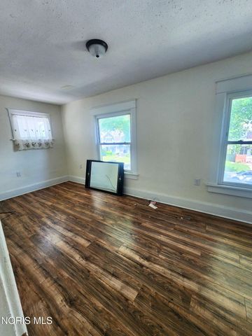3231 Kimball Avenue, Toledo, OH 43610