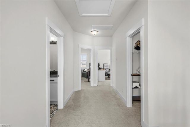 116 Arbormoor LN, Moyock, NC 27958