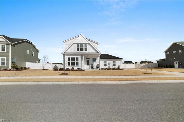 116 Arbormoor LN, Moyock, NC 27958