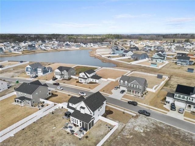 116 Arbormoor LN, Moyock, NC 27958