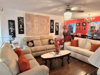 215 SE 3rd Ave 102C, Hallandale Beach, FL 33009