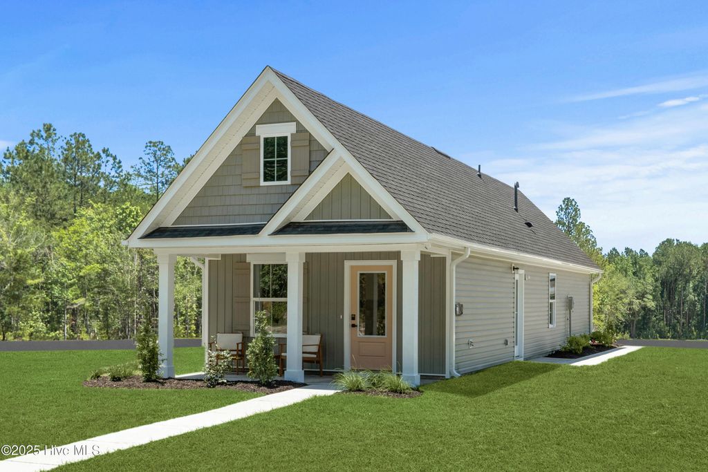 1452 Pine Log Trail NE, Bolivia, NC 28422